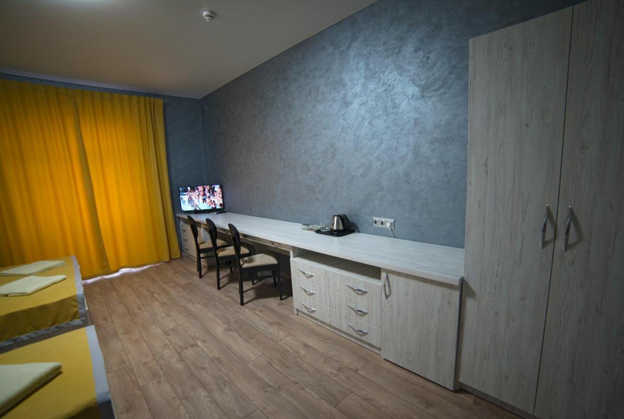 Rivne Hostel Екстер'єр фото