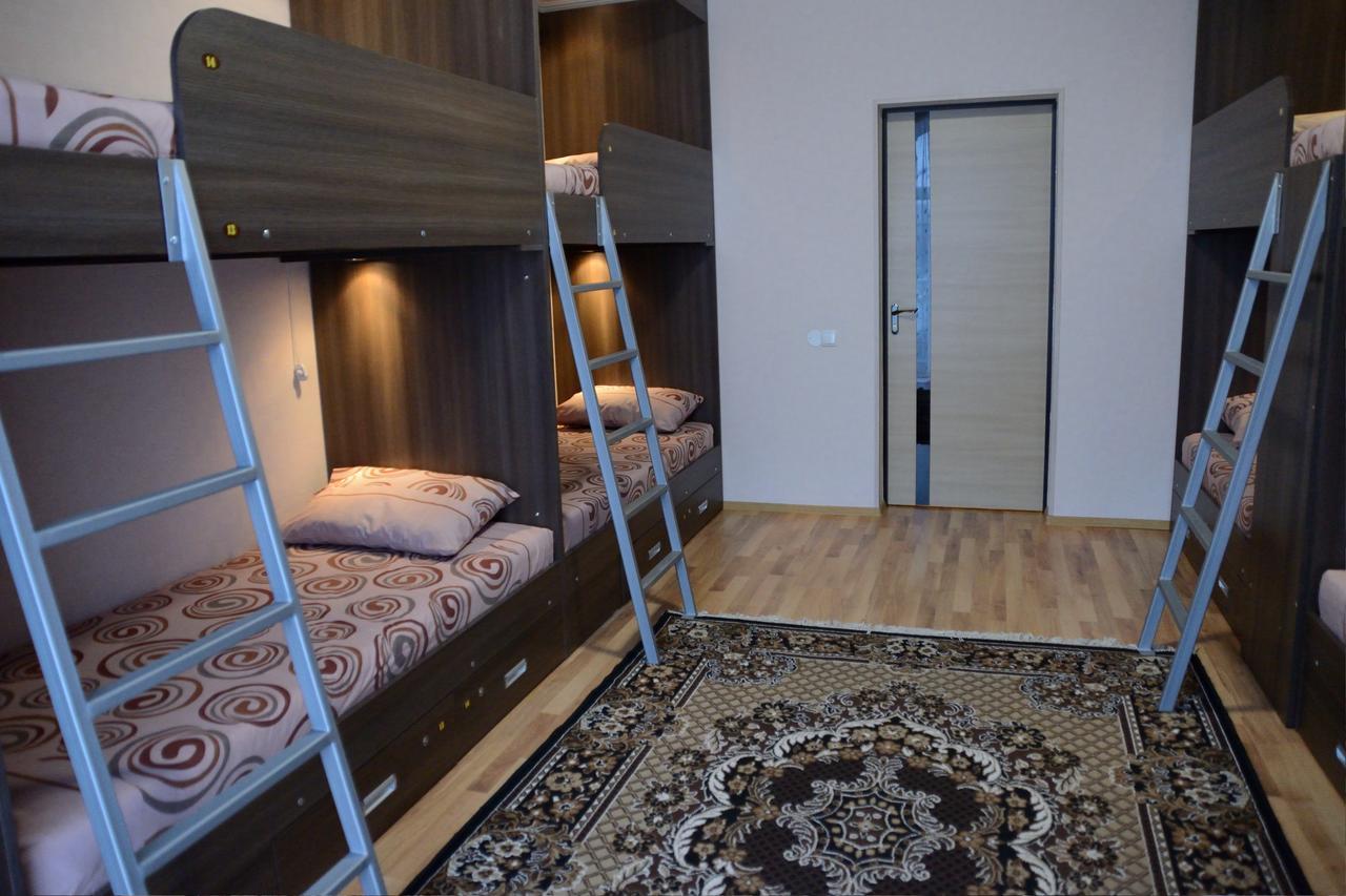 Rivne Hostel Екстер'єр фото