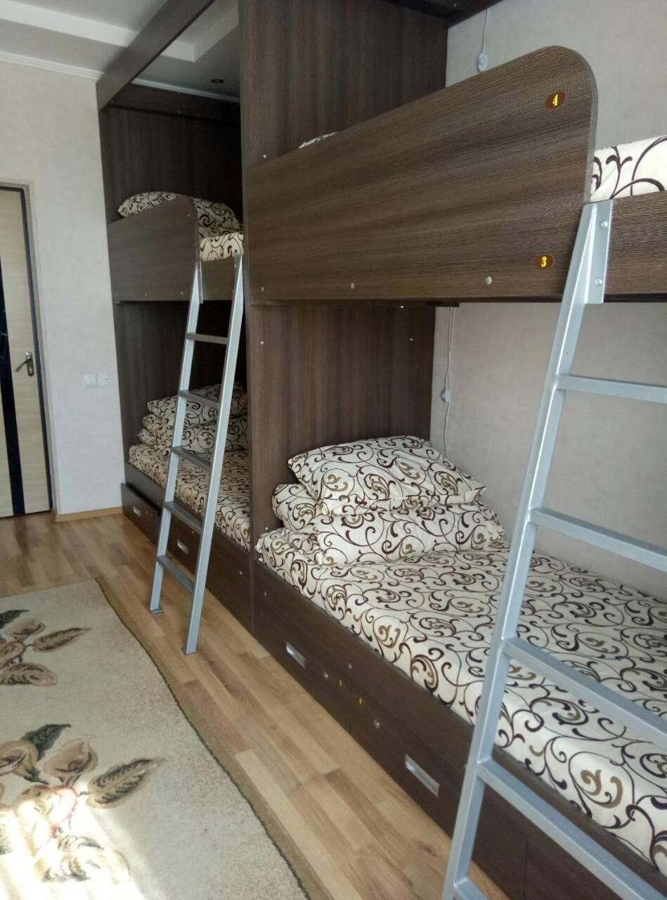 Rivne Hostel Екстер'єр фото