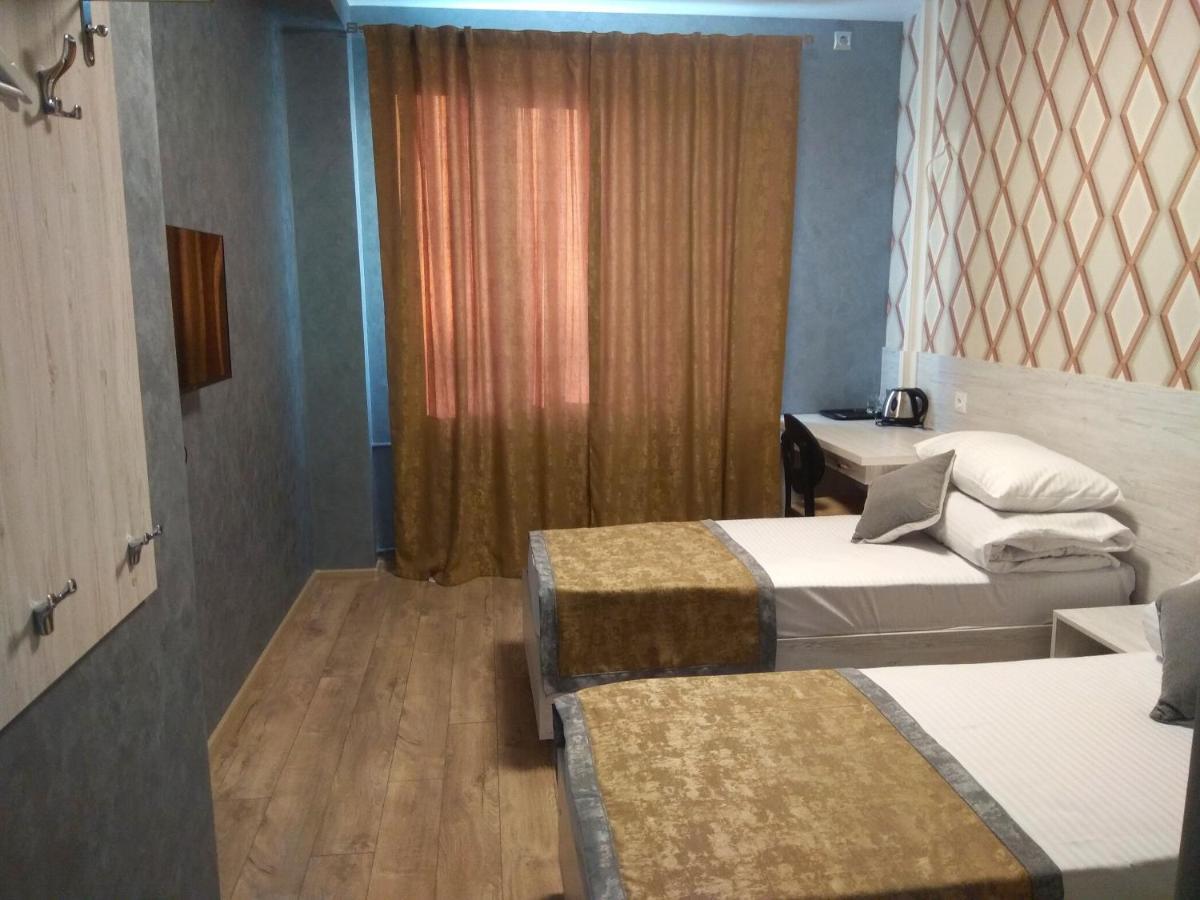 Rivne Hostel Екстер'єр фото