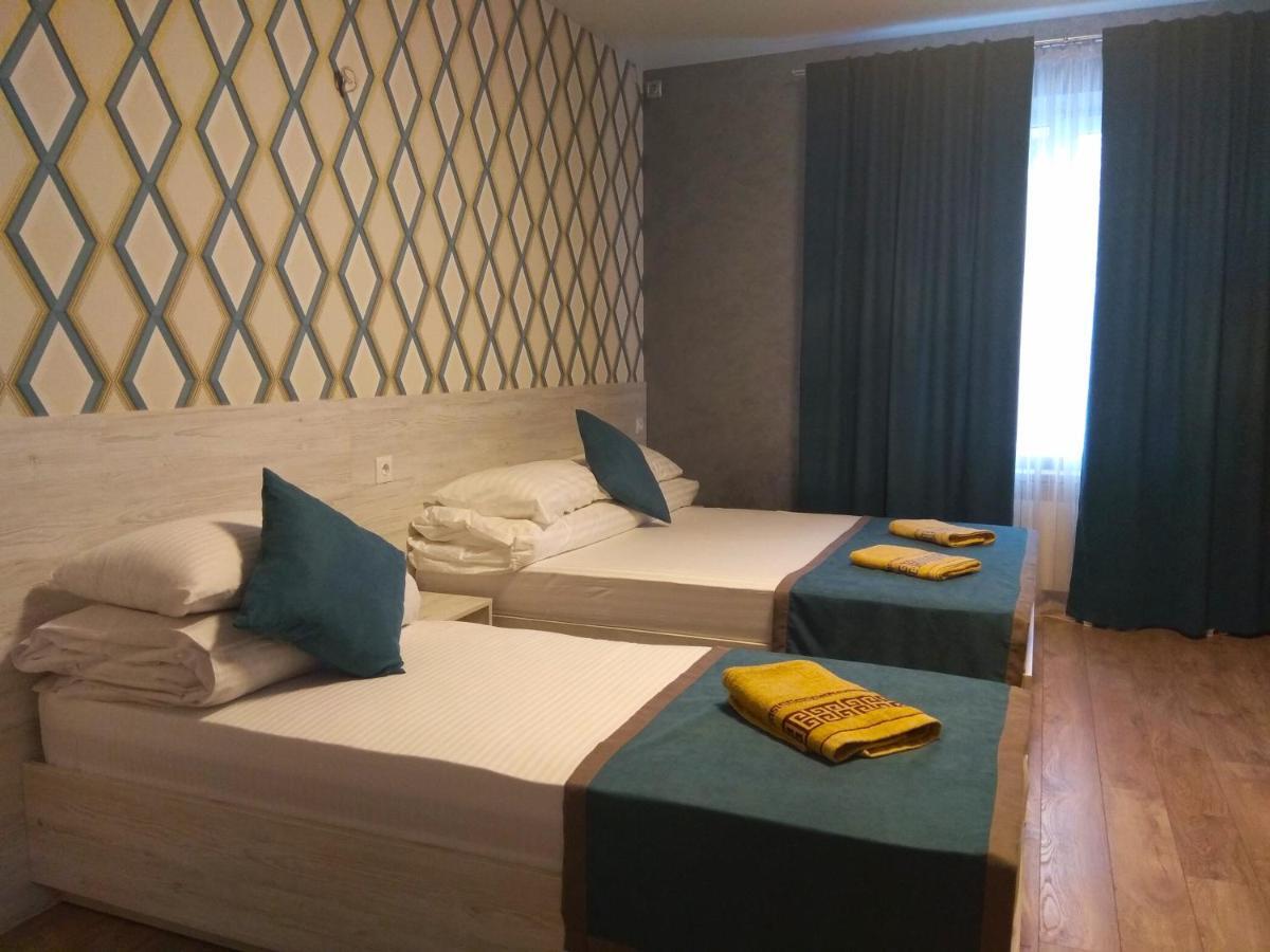 Rivne Hostel Екстер'єр фото