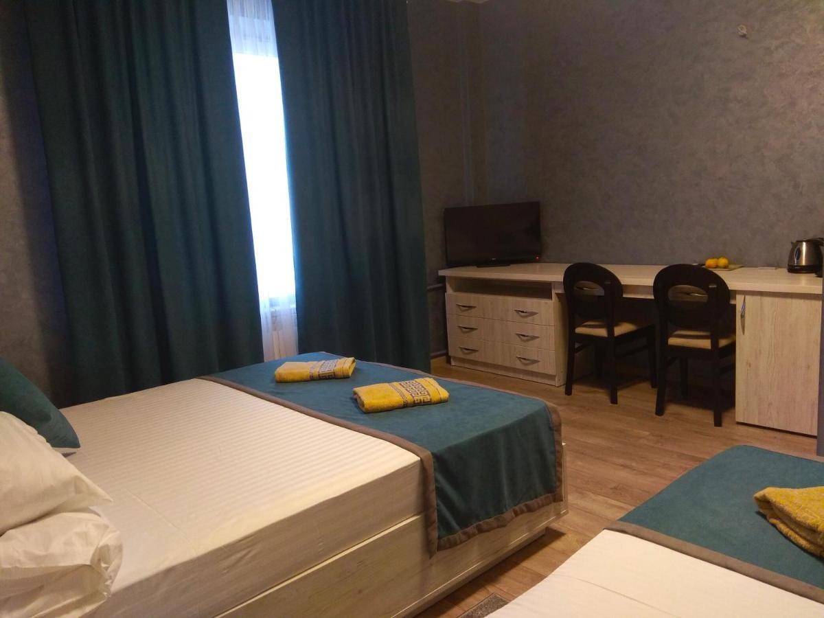 Rivne Hostel Екстер'єр фото